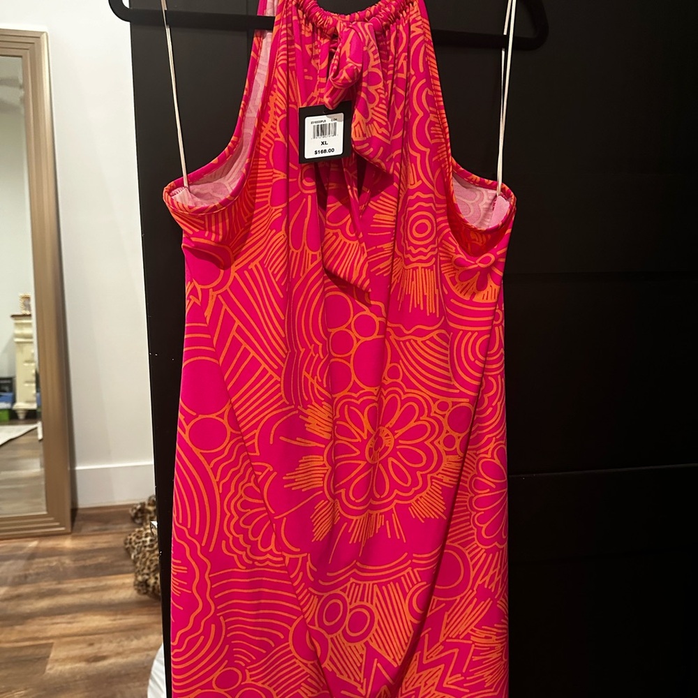 Super cute dress for a cruise or just beach trip.